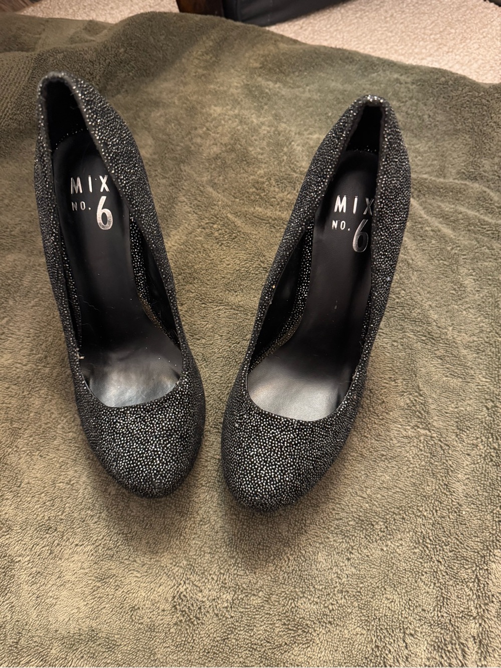Mix No. 6 Black Sparkle Round-Toe High Heels